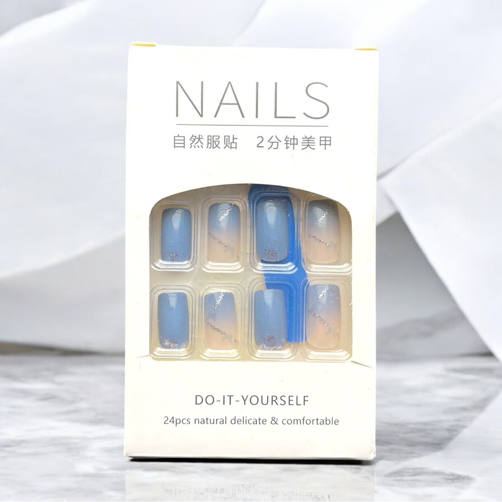 Blue Glitter Nail Set